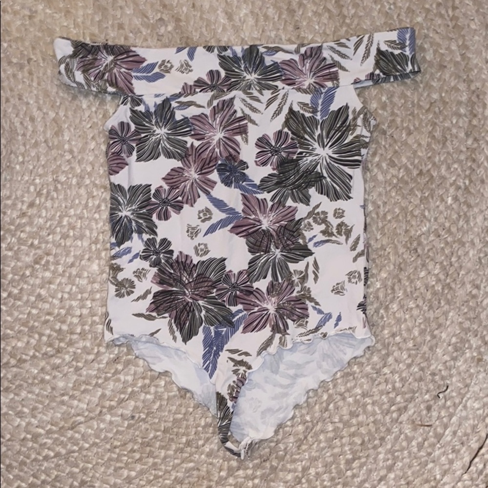 Off the shoulder body suit - Picture 2 of 2